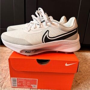 Nike White and Black React Golf Sneakers